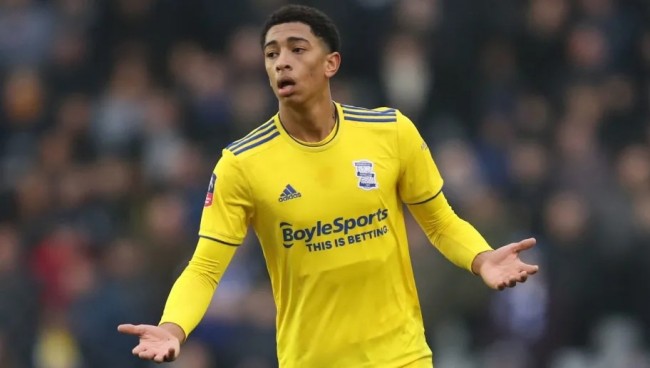 强调跨
