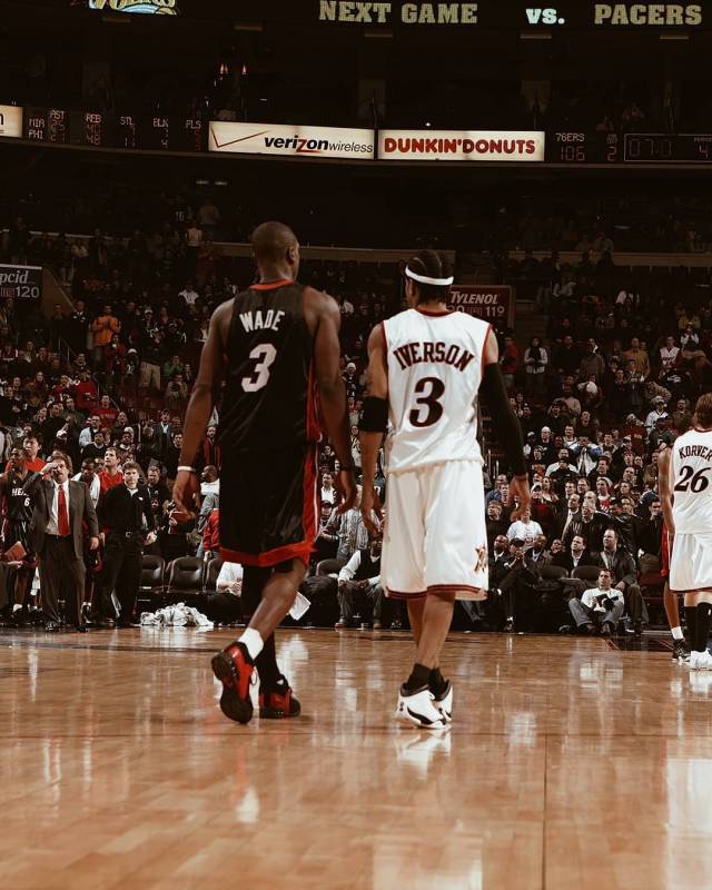 雄鹿宣布重要决定，利拉德或被强制退役，名记：他的生涯彻底完了