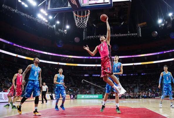 ATP巡回赛最新赛果汇总 多站赛事接连展开